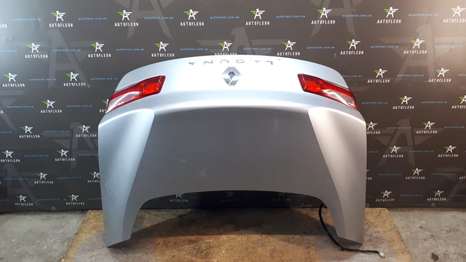 Б/у крышка багажника/ ляда для Renault Laguna III Coupe