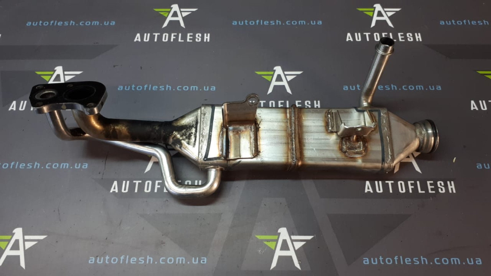Б/у радиатор выхлопных газов/ радиатор EGR 16421400175, OM642 для Chrysler/ Jeep/ Mercedes