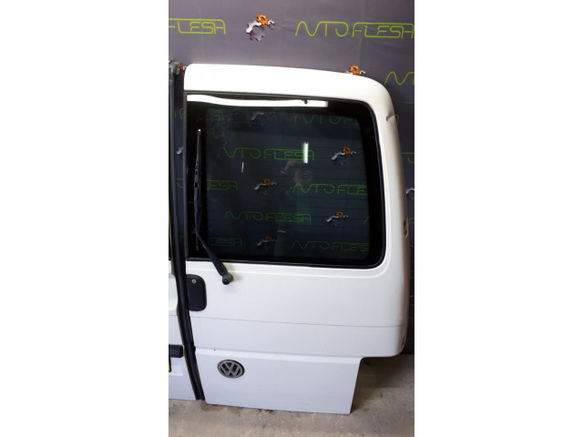 Б/у дверь задняя для Volkswagen T4 (Transporter) Б/у дверь задняя для Volkswagen T4 (Transporter)