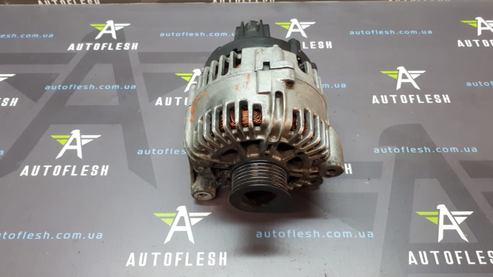 Б/у генератор 7789980, 2542672B, 150A/ 14V для BMW 3, X3, X5/ Land Rover Freelander Б/у генератор 7789980, 2542672B, 150A/ 14V для BMW 3, X3, X5/ Land Rover Freelander