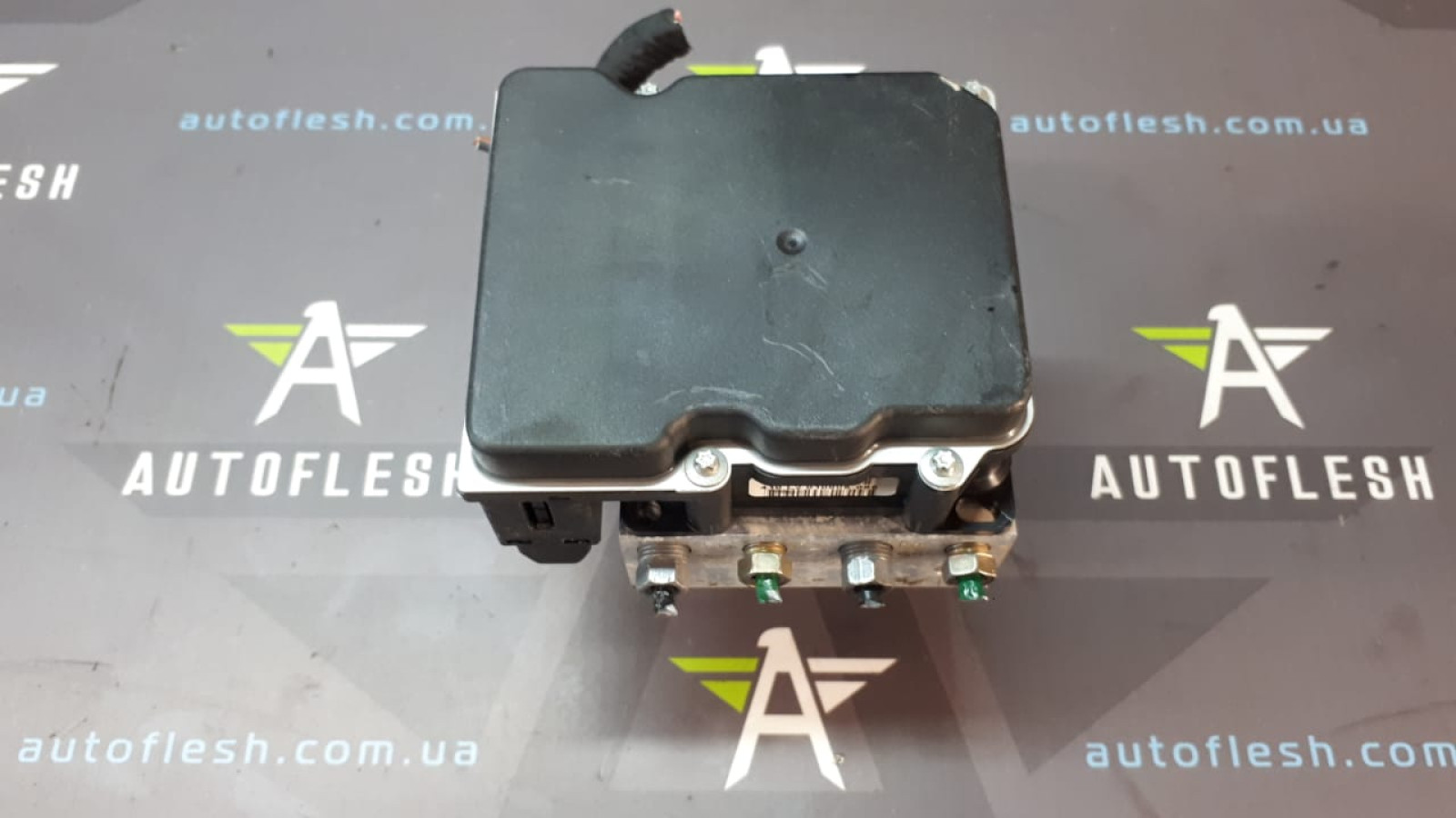 Б/у блок ABS/ блок АБС 0265950300, 8200430798 для Renault Grand Scenic II/ Megane II/ Scenic II