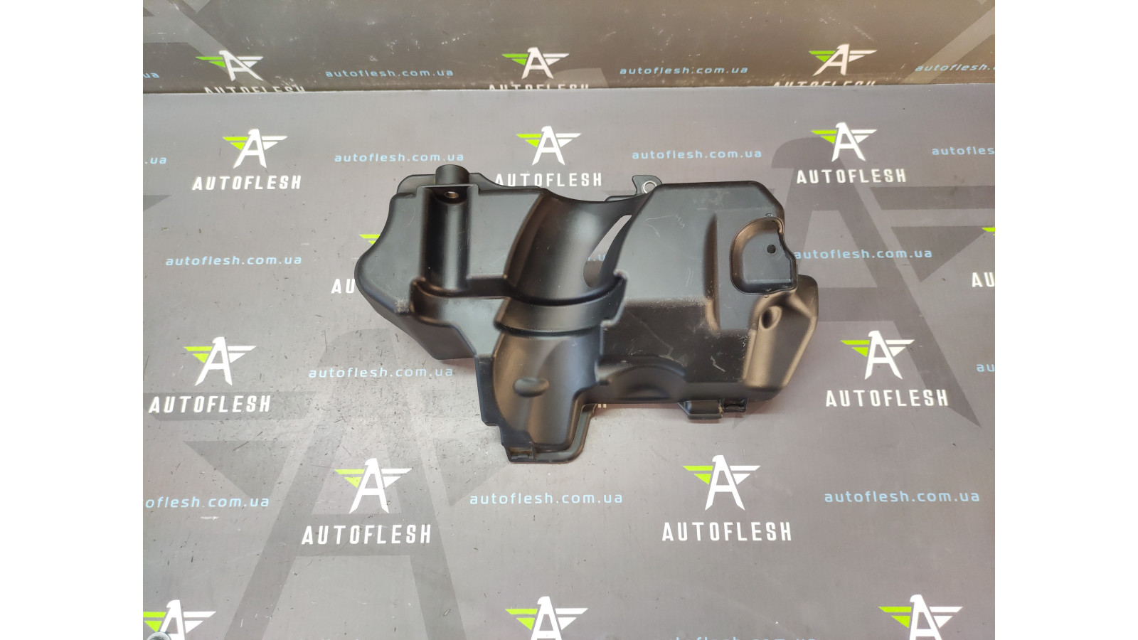 Б/у накладка двигателя декоративная 8200549100, 1.5 dCi для Nissan Qashqai +2/ Renault Б/у накладка двигателя декоративная 8200549100, 1.5 dCi для Nissan Qashqai +2/ Renault