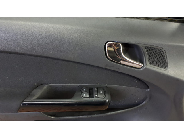 Б/у дверь передняя левая/ дверь водительская 93191126 для Opel Corsa D Б/у дверь передняя левая/ дверь водительская 93191126 для Opel Corsa D