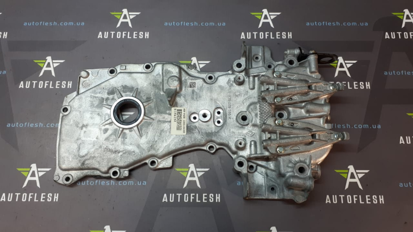 Б/у крышка ГРМ 135029977R, 1.2 TCe для Dacia/ Nissan/ Renault