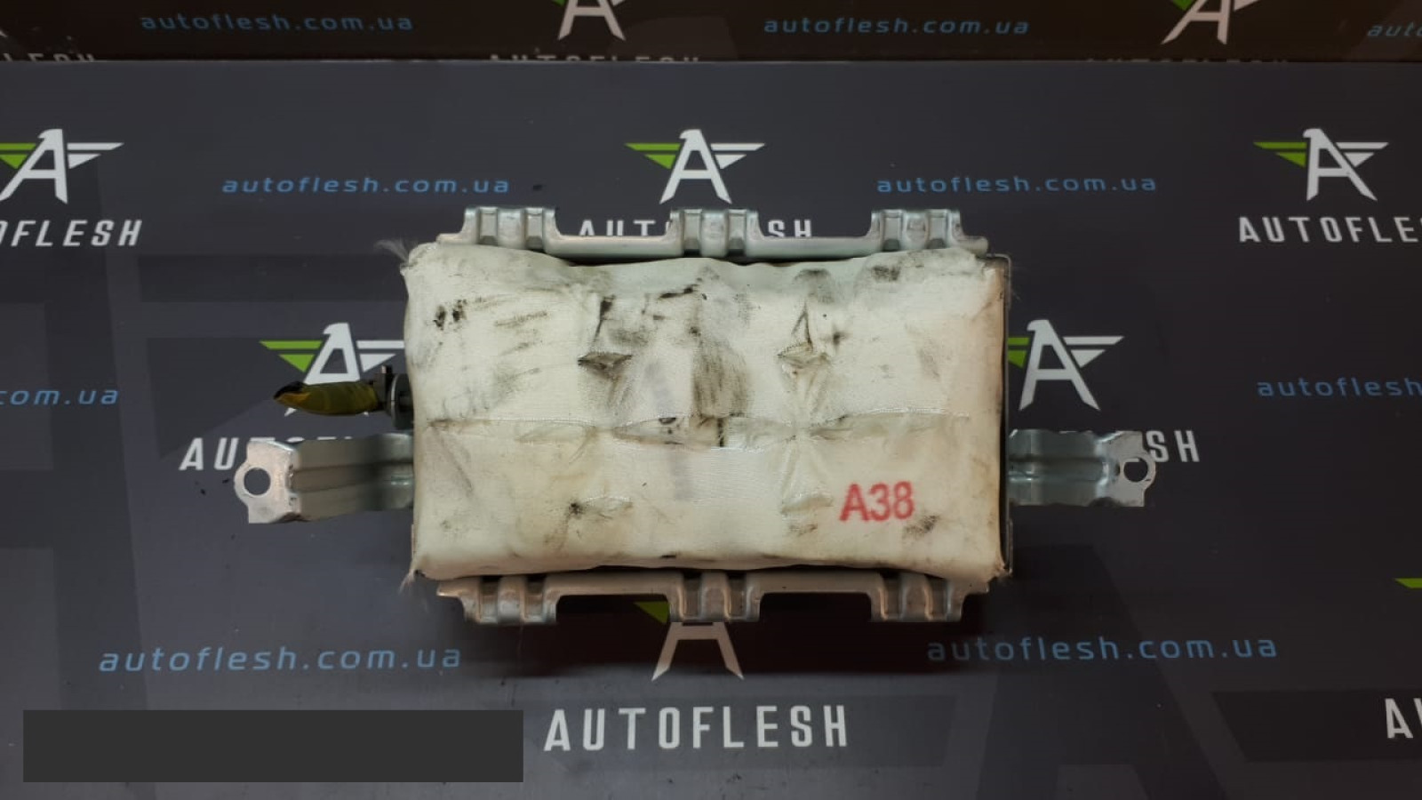 Б/у airbag/ подушка безопасности пассажира 739600D110 для Toyota Yaris III