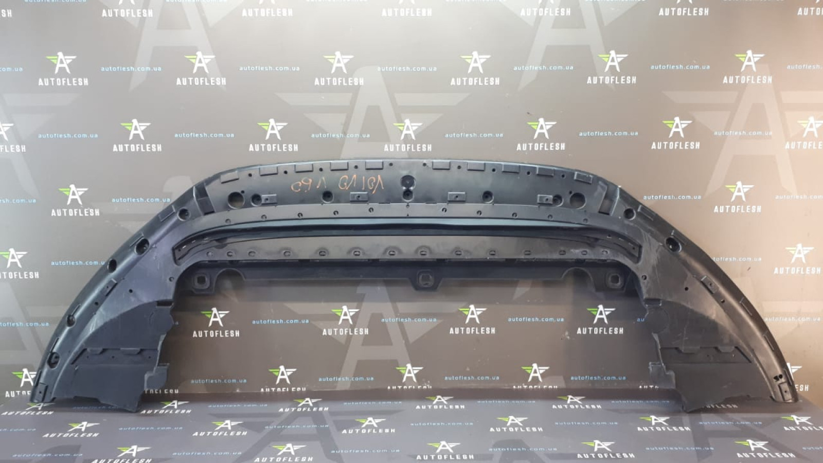 Б/у защита бампера 31323863, 31323861 для Volvo S60 II/ V60