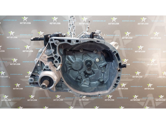 Б/у КПП/ коробка передач в сборе JH3075/ 8200243745, 1.4 K7J/ 1.6 K7M для Dacia/ Renault