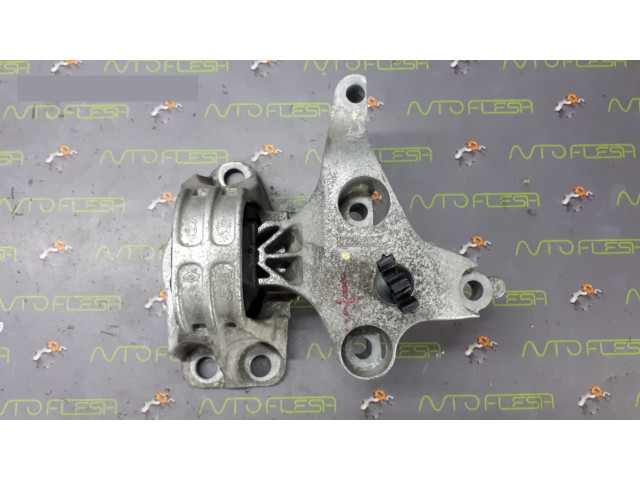 Б/у подушка двигателя 112849221R, 1.5 dCi для Dacia/ Renault