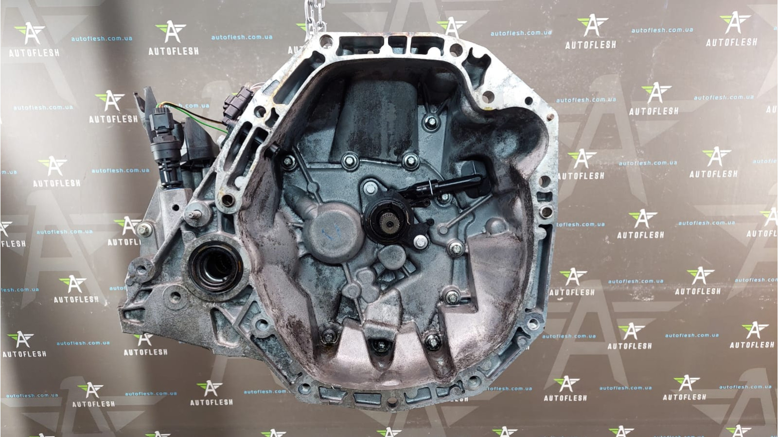 Б/у КПП/ коробка передач JR5147/ 8200459870, 1.5 dCi для Dacia Logan/ Sandero