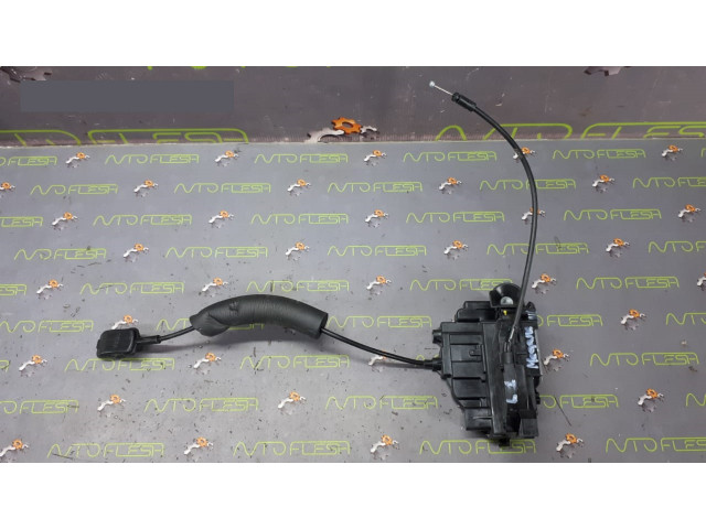 Б/у замок двери передней левой 805030001R для Renault Megane III