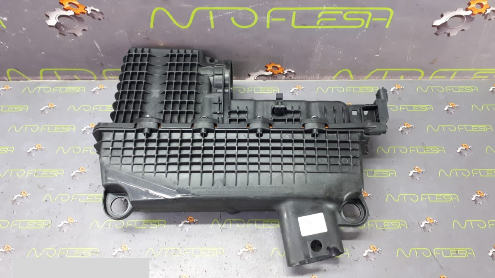 Б/у корпус воздушного фильтра 8201045043/ 8200977779, 1.5 dCi для Dacia/ Renault