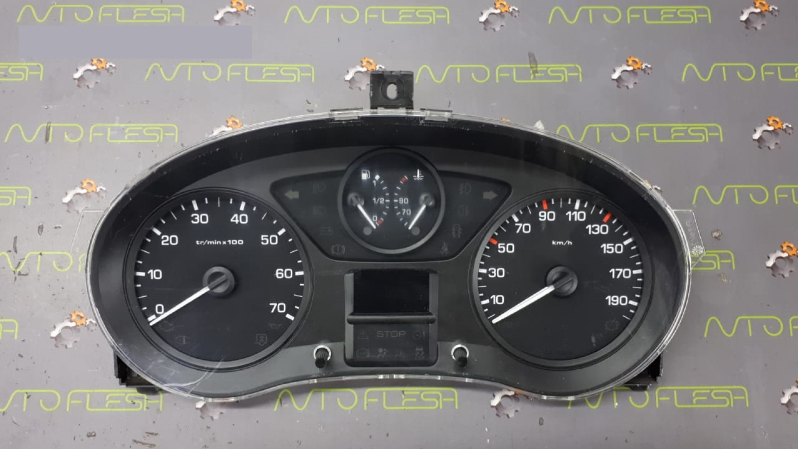 Б/у панель приборов/ спидометр 9666904880 для Citroen Berlingo/ Peugeot Partner