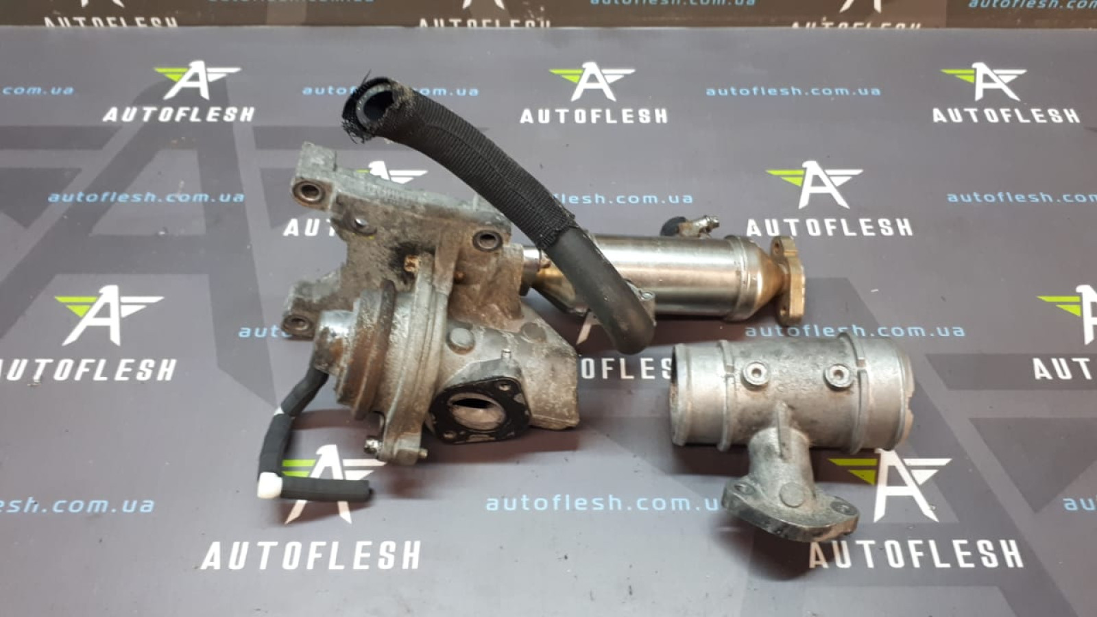 Б/у клапан EGR A6601810340, A6601400175, 0.8 CDI для Smart Fortwo Б/у клапан EGR A6601810340, A6601400175, 0.8 CDI для Smart Fortwo