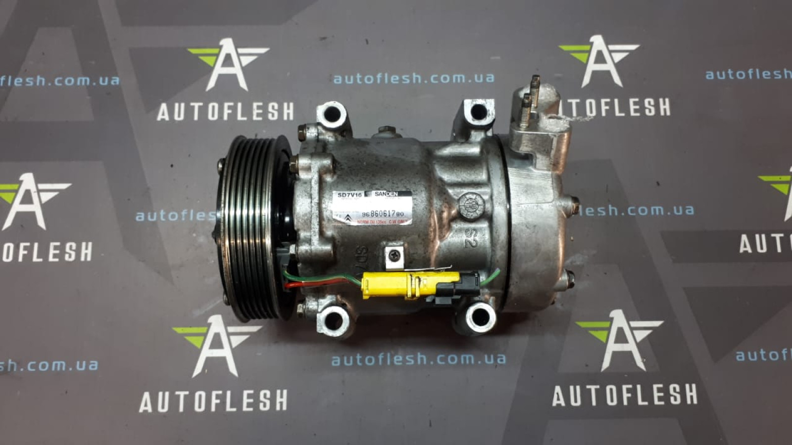 Б/у компрессор кондиционера 9686061780 для Alfa Romeo/ Citroen/ Fiat/ Lancia/ Peugeot