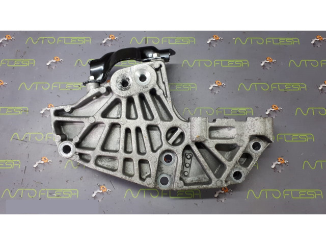 Б/у кронштейн крепления двигателя 8200399938, 2.0 dCi для Opel/ Nissan/ Renault