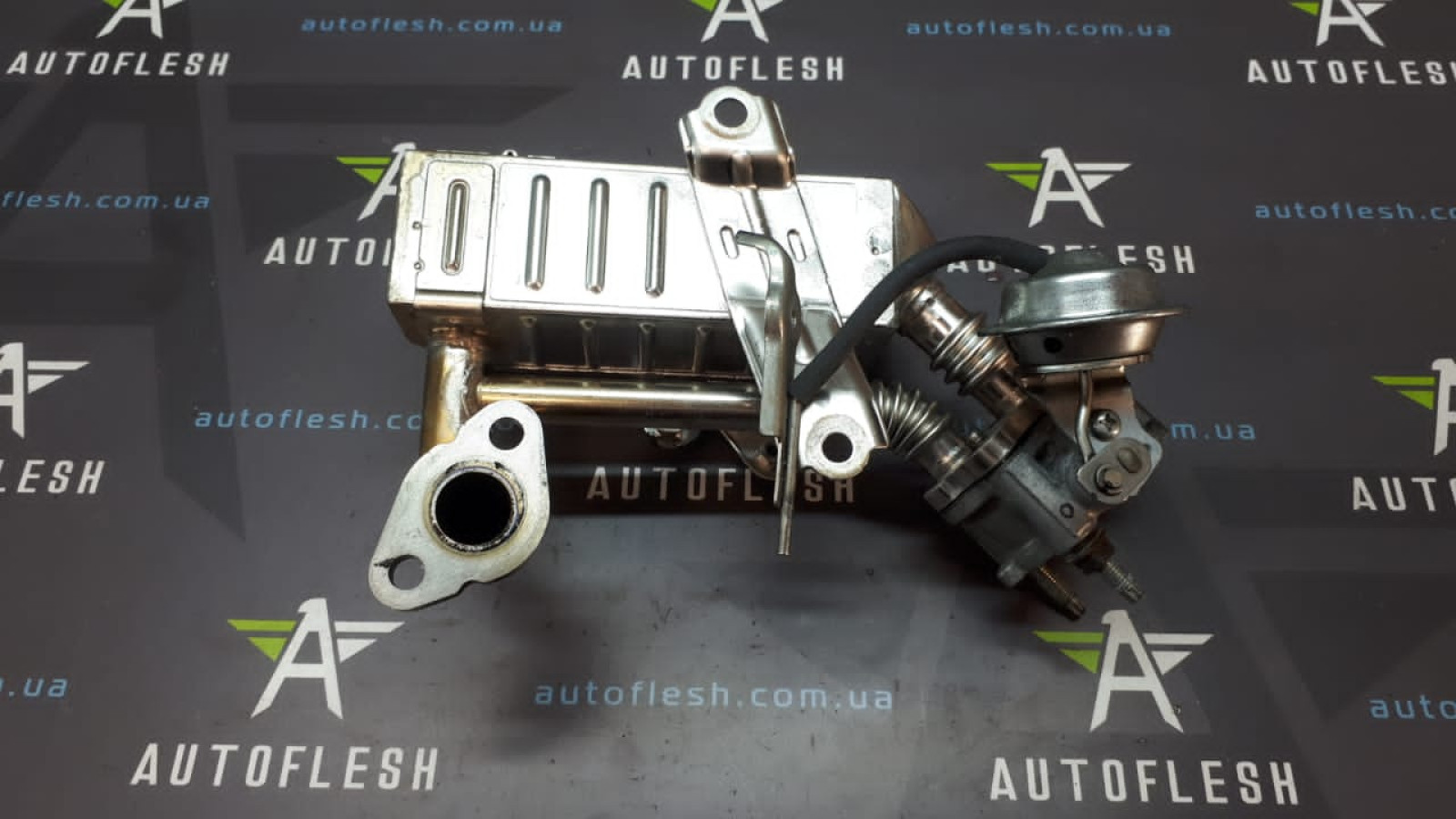 Б/у охладитель клапана EGR/ радиатор EGR 2560133070, 1.4 D для Toyota Auris/ Urban Cruiser/ Yaris Б/у охладитель клапана EGR/ радиатор EGR 2560133070, 1.4 D для Toyota Auris/ Urban Cruiser/ Yaris