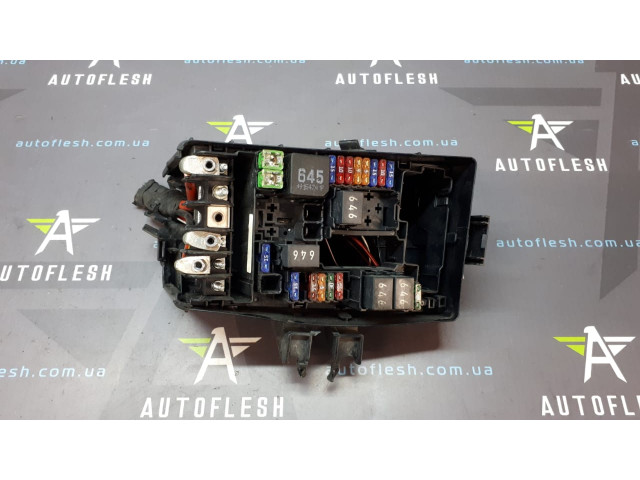 Б/у блок предохранителей 5Q0937125A для Audi/ Seat/ Volkswagen