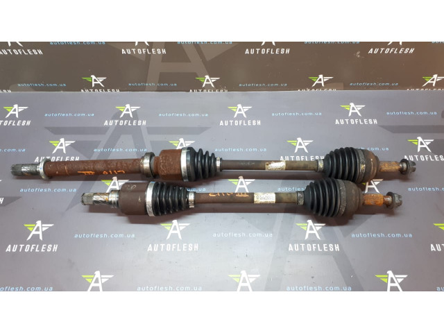 Б/у привод передний левый/ полуось левая 8201055669 для Nissan Micra III, Note/ Renault Clio III, Modus