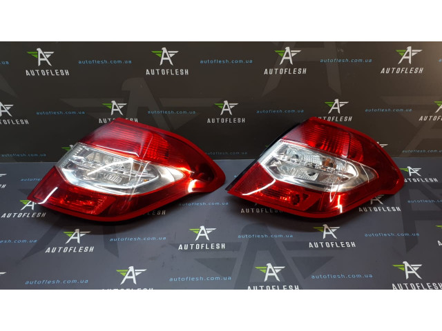 Б/у фонарь задний правый/ фара задняя 9687311980 для Citroen C4 II