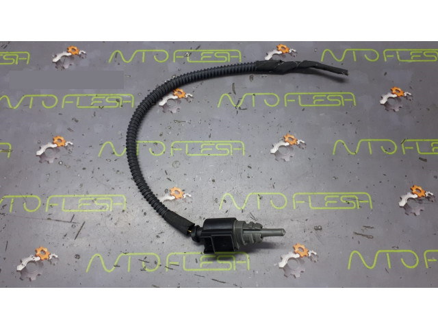 Б/у датчик наружной температуры 8Z0820535A для Audi/ Seat/ Skoda/ Volkswagen Б/у датчик наружной температуры 8Z0820535A для Audi/ Seat/ Skoda/ Volkswagen
