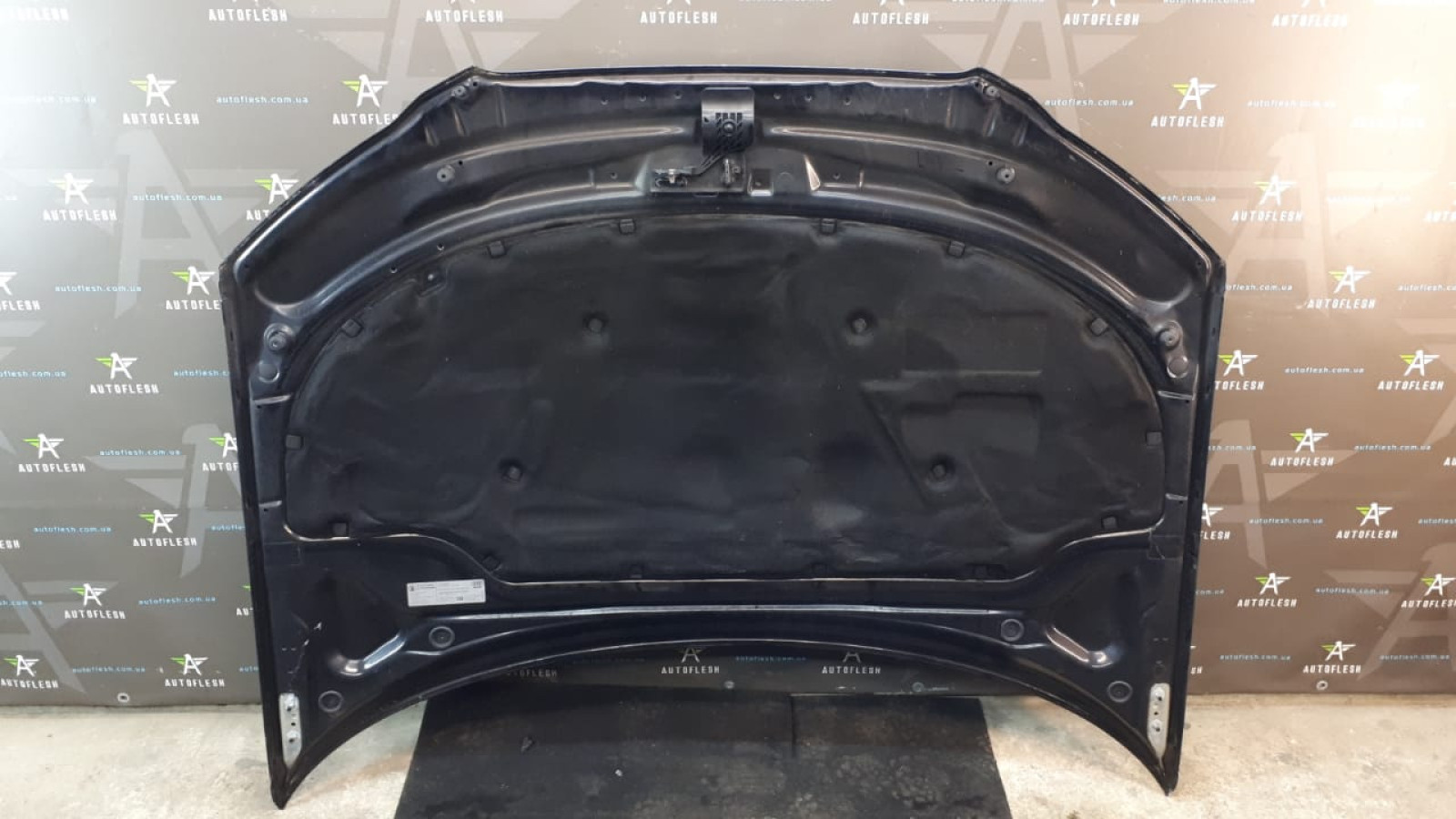 Б/у замок капота 8P0823480 для Audi A3 Б/у замок капота 8P0823480 для Audi A3