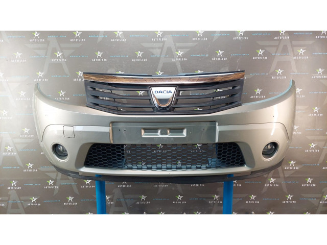 Б/у бампер передний в сборе 8200526596 для Dacia Sandero