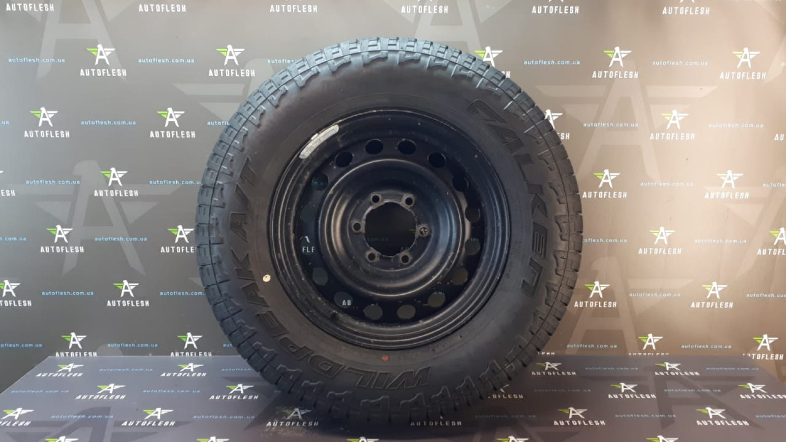 Б/у запаска/ докатка 426110KJ00, 265/65 R17 112H, Falken Wildpeak A/T, диск 17Jx7.5 для Toyota Hilux VIII