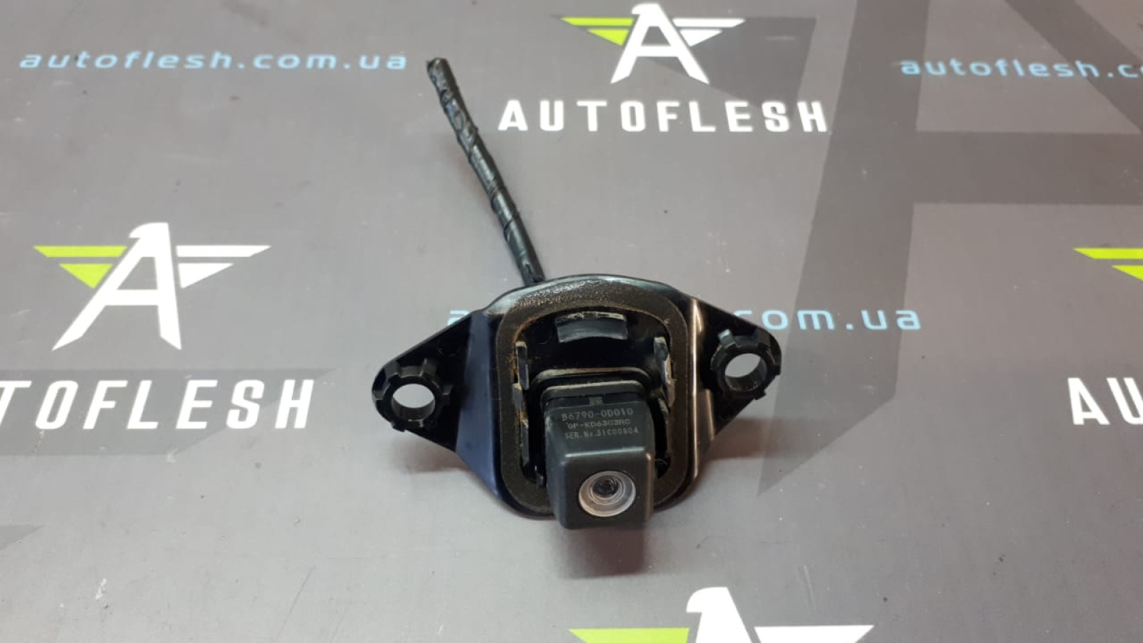 Б/у камера заднего вида 86790-0D010 для Toyota Yaris III