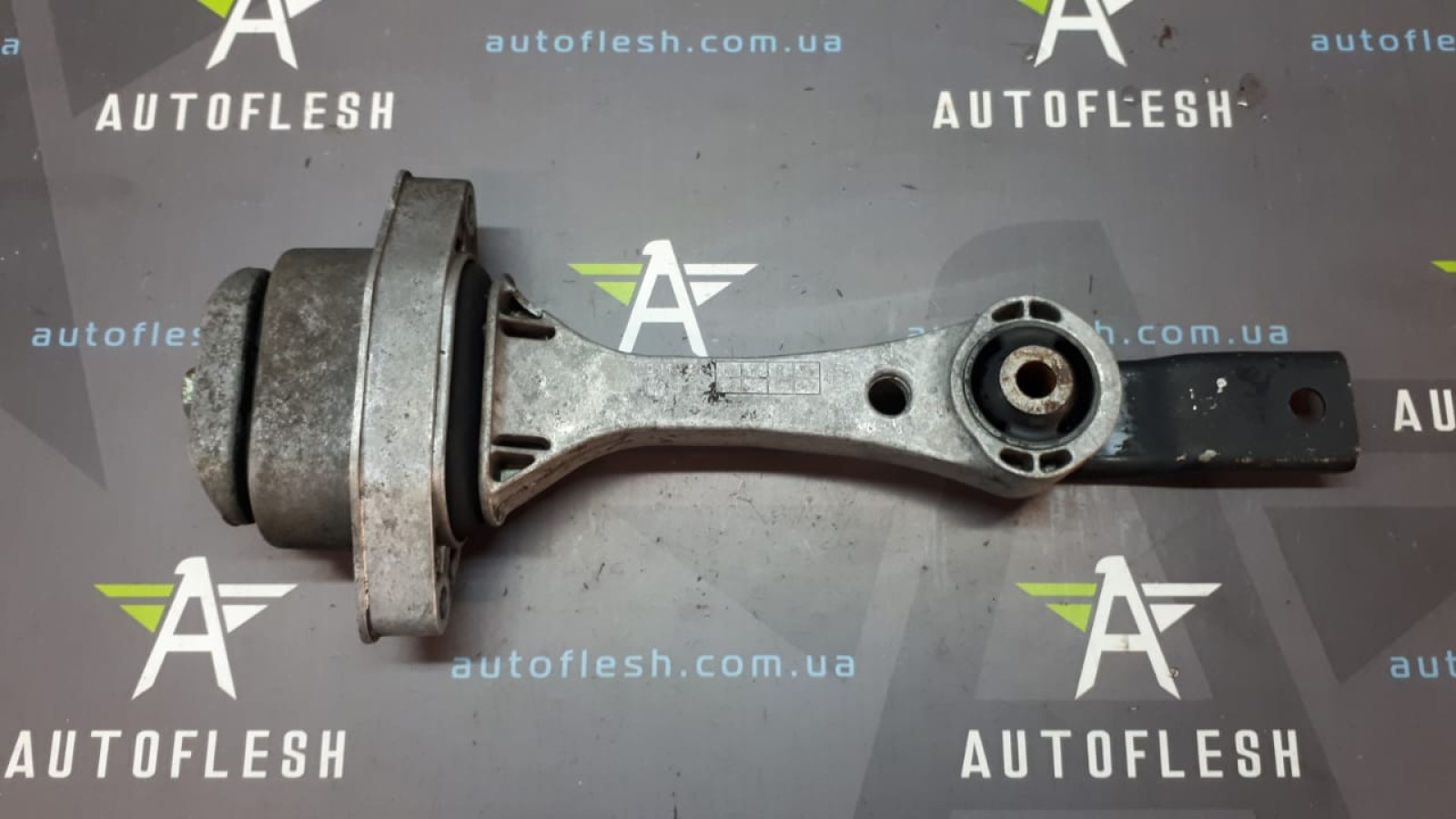 Б/у подушка двигателя/ опора двигателя 1J0199851M для Audi/ Seat/ Skoda/ Volkswagen