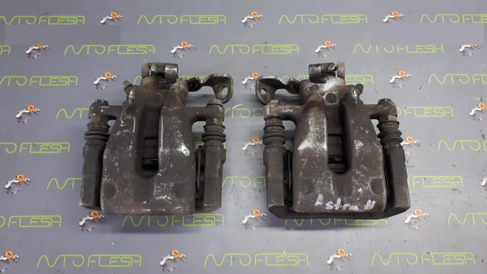 Б/у суппорт тормозной 93179158, 93179159 для Opel