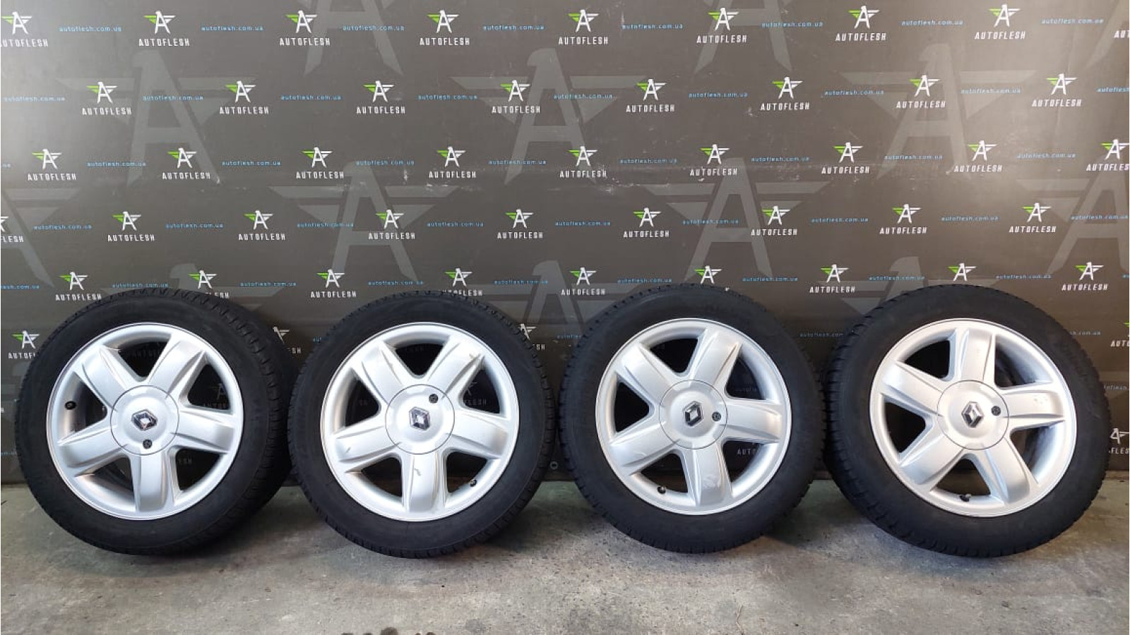 Б/у диски 8200109002, R15, 6Jx15, ET43, 4x100, Renault Gradiant для Dacia/ Nissan/ Renault
