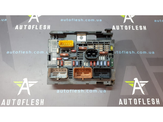 Б/у блок BSM/ блок предохранителей 9664705880 для Citroen/ Peugeot