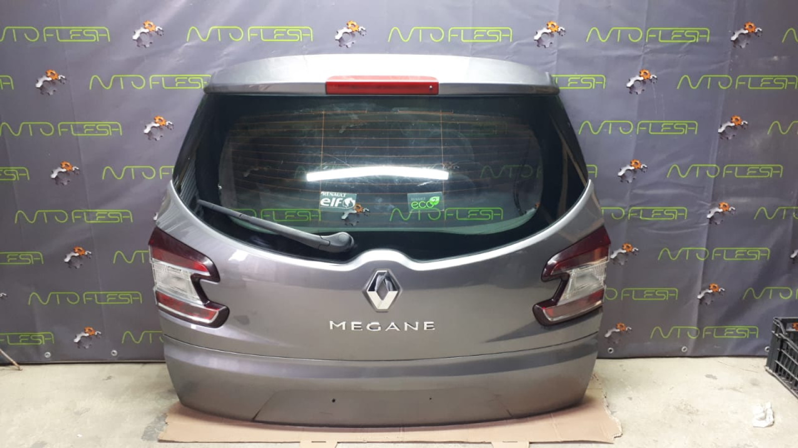 Б/у крышка багажника для Renault Megane III 2009-2017 Б/у крышка багажника для Renault Megane III 2009-2017
