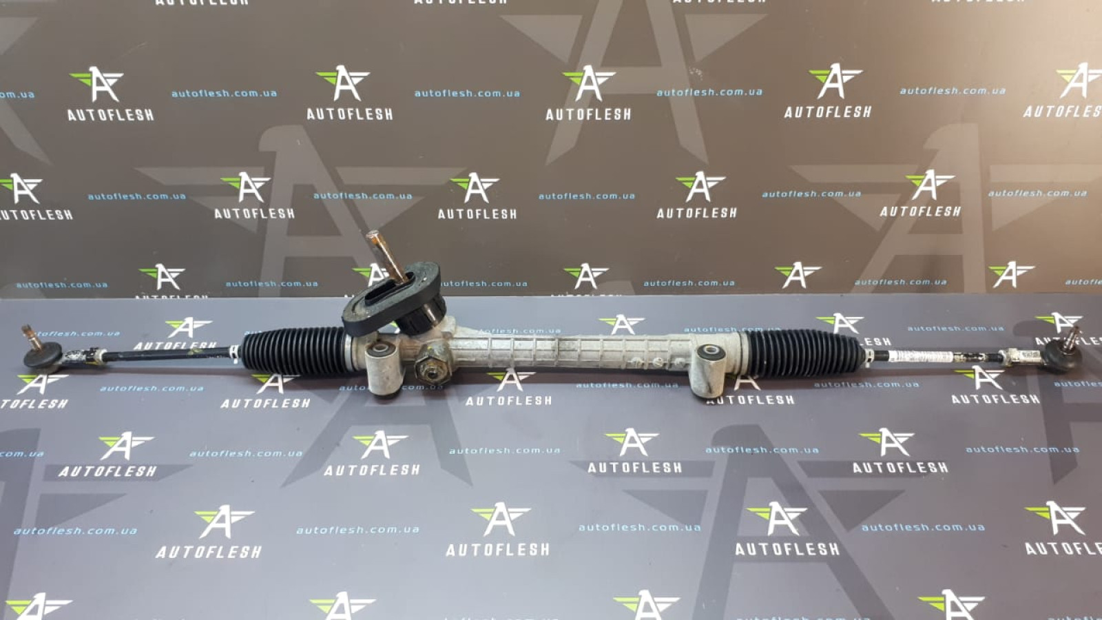 Б/у рулевая рейка 13272665, 9127917 для Opel Combo/ Corsa C/ Tigra Twintop