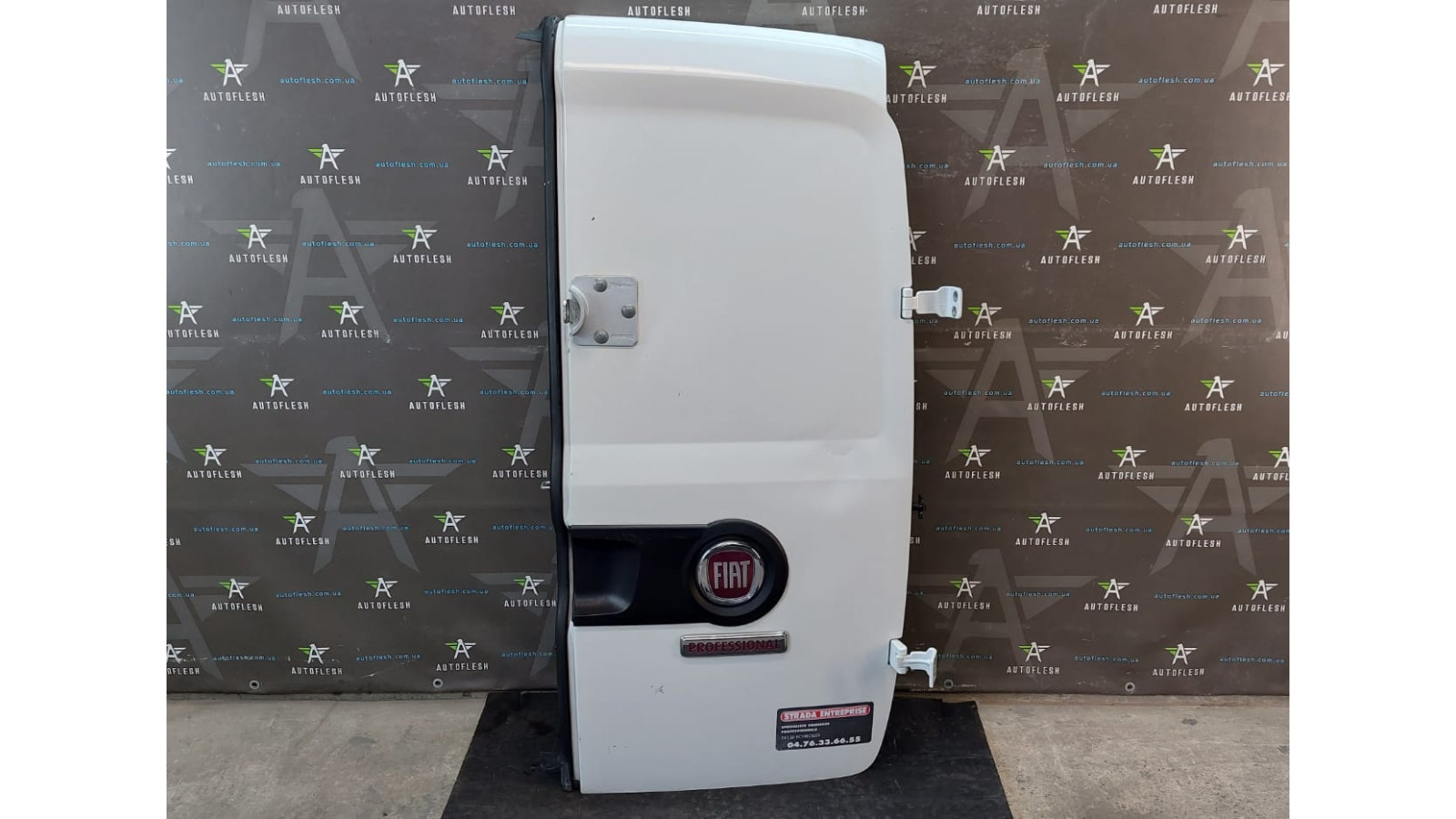Б/у дверь задняя правая глухая 51811378 для Fiat Doblo/ Opel Combo
