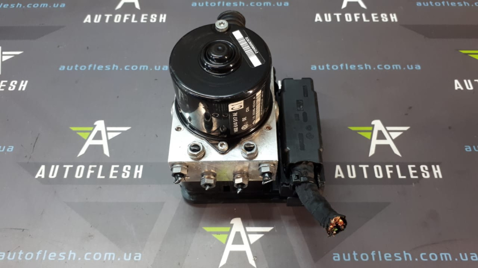 Б/у блок ABS/ блок АБС 1K0907379AC, 1K0614517AE для Audi/ Seat/ Skoda/ Volkswagen