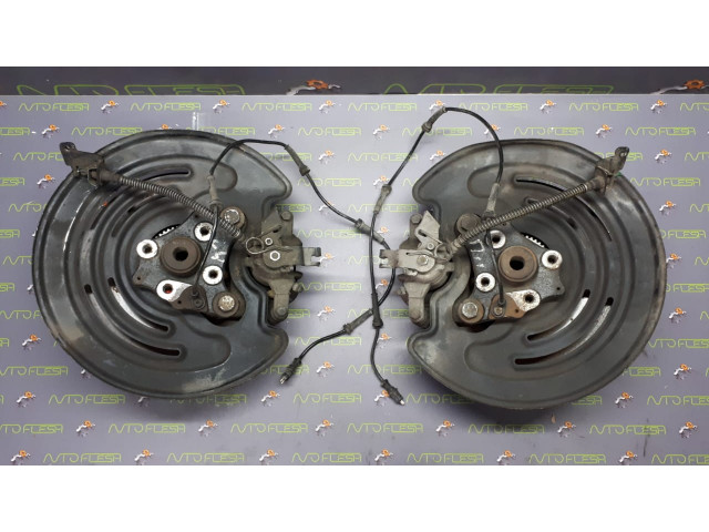 Б/у ступица задняя для Nissan/ Opel/ Renault Б/у ступица задняя для Nissan/ Opel/ Renault