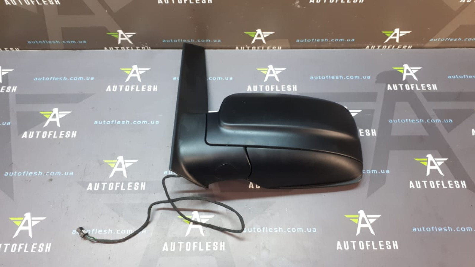 Б/у зеркало левое A6398100819 для Mercedes Viano/ Vito