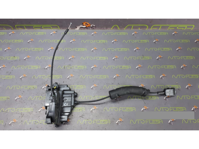 Б/у замок двери передний правый 805020001R для Renault Megane III
