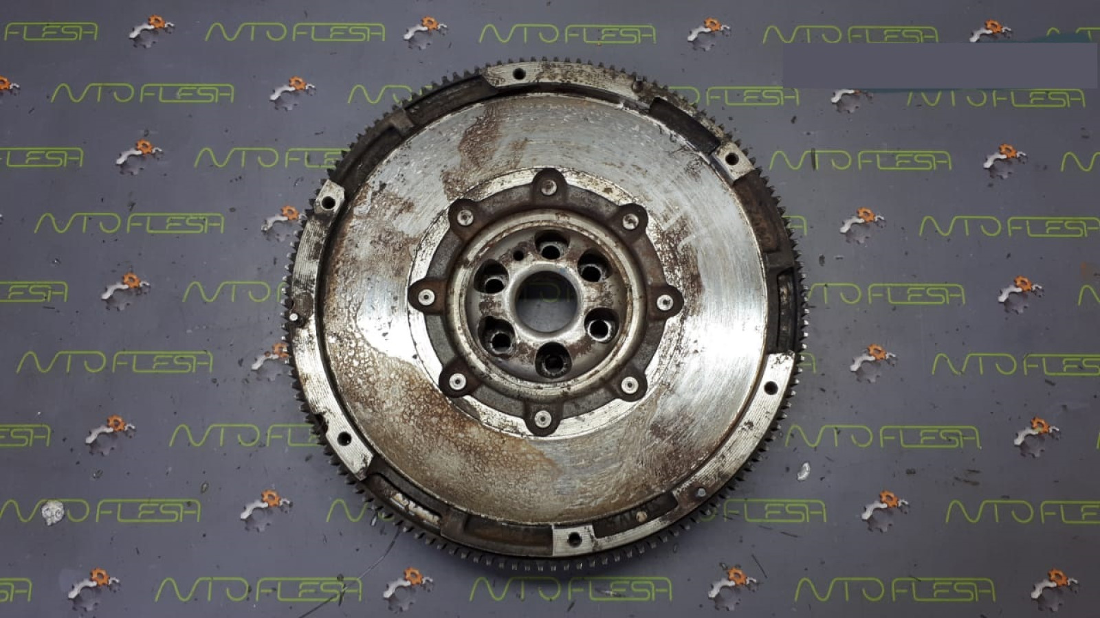 Б/у маховик 03G105266BP, 2.0 TDi для Audi/ Seat/ Skoda/ Volkswagen Б/у маховик 03G105266BP, 2.0 TDi для Audi/ Seat/ Skoda/ Volkswagen