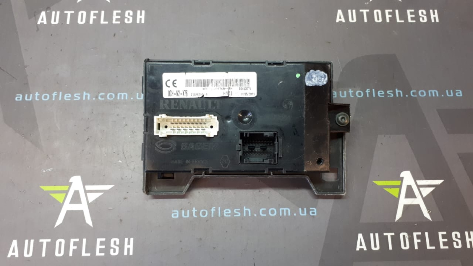 Б/у блок комфорта 8200094768 для Renault Kangoo Б/у блок комфорта 8200094768 для Renault Kangoo