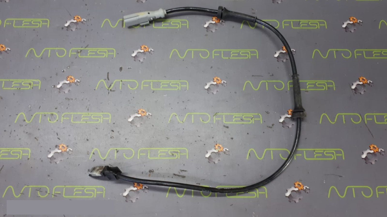 Б/у датчик ABS задний 8200441403 для Mercedes Citan/ Renault Kangoo II Б/у датчик ABS задний 8200441403 для Mercedes Citan/ Renault Kangoo II