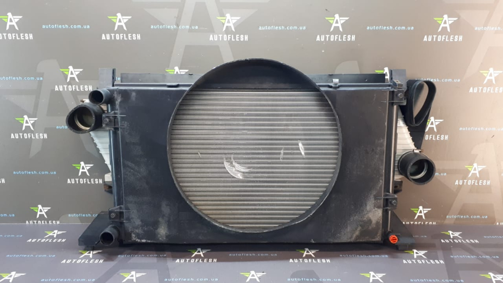 Б/у радиатор основной/ радиатор охлаждения 2D0121253B для Volkswagen LT II