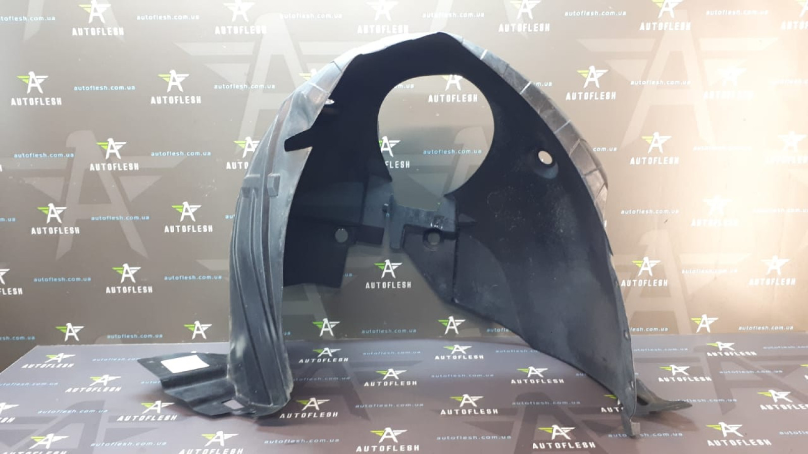Б/у подкрылок передний левый A6396843277 для Mercedes Viano/ Vito Б/у подкрылок передний левый A6396843277 для Mercedes Viano/ Vito