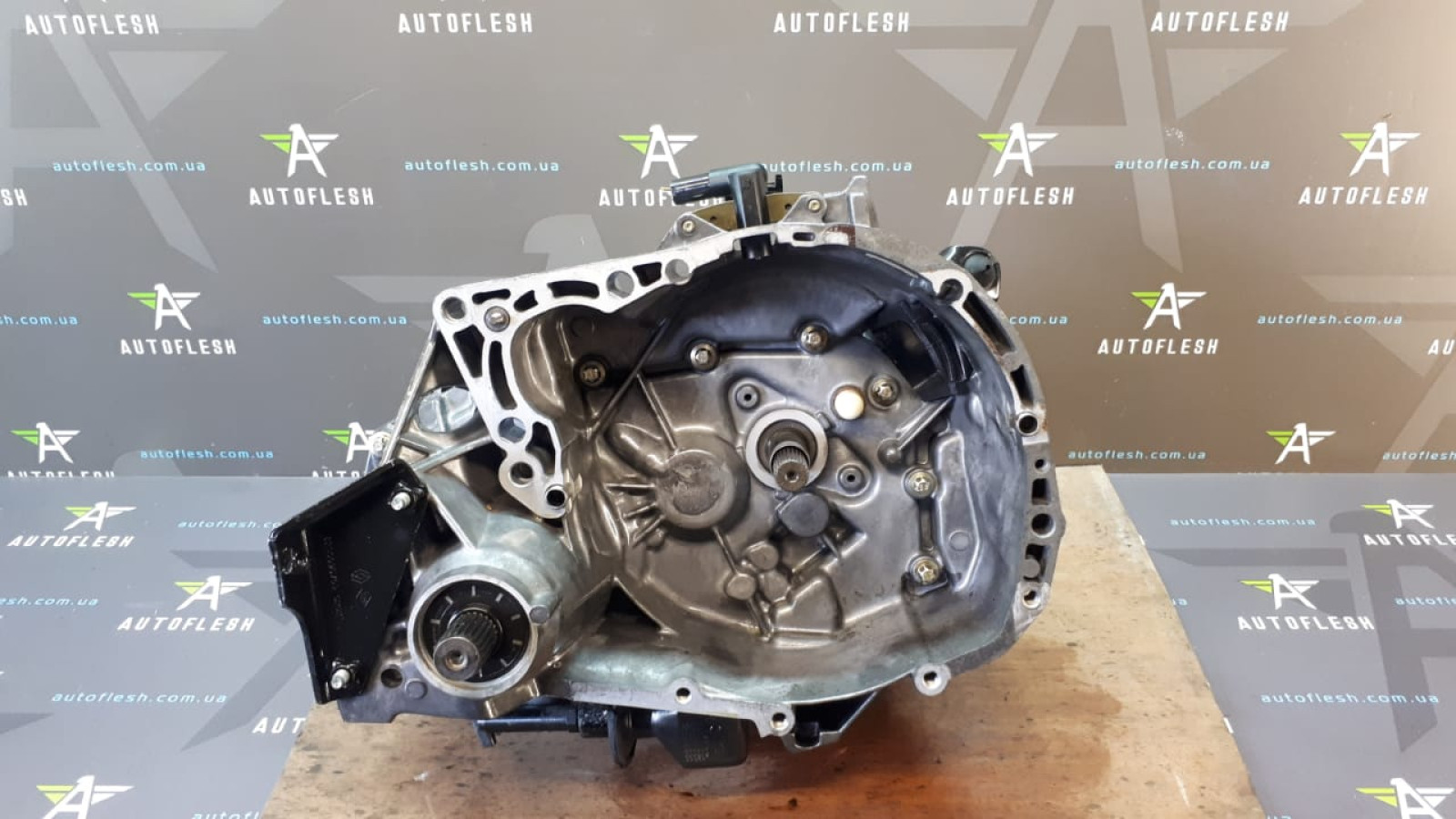 Б/у КПП/ коробка передач JB3980/ 7701700518, 1.5 dCi для Renault Clio II/ Kangoo