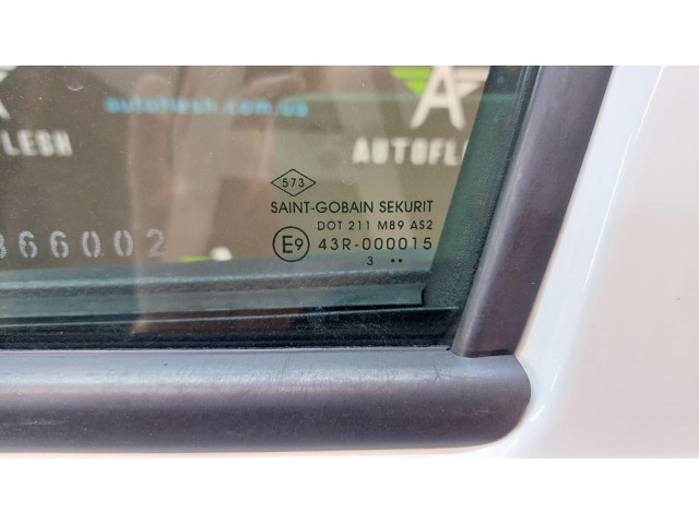 Б/у дверь передняя левая/ правая 801012479R, 801007952R для Dacia Sandero II Б/у дверь передняя левая/ правая 801012479R, 801007952R для Dacia Sandero II