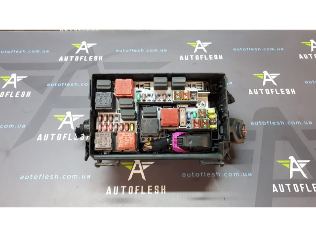 Б/у блок предохранителей 13292736, 1.3 CDTI, Euro 5 для Opel Corsa D