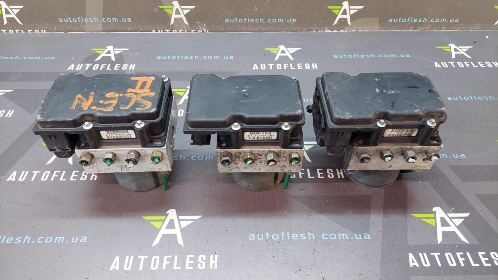 Б/у блок ABS/ насос ABS 0265231300, 8200038695, 0265800300 для Renault Grand Scenic II/ Megane II/ Scenic II Б/у блок ABS/ насос ABS 0265231300, 8200038695, 0265800300 для Renault Grand Scenic II/ Megane II/ Scenic II