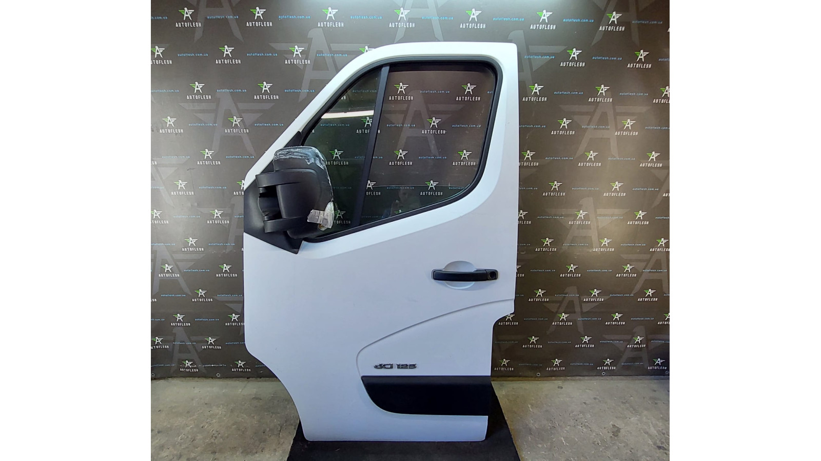 Б/у дверь передняя левая/ дверь водительская 801017005R, O389 для Nissan NV400/ Opel Movano B/ Renault Master III