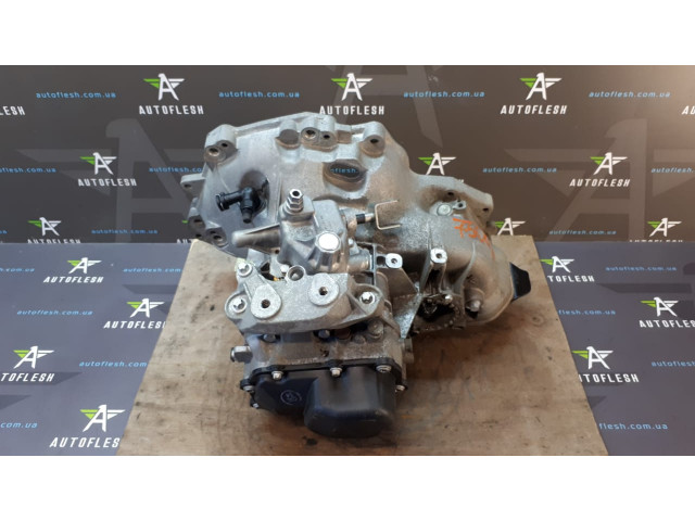 Б/у КПП/ коробка передач в сборе F17W394/ 55565178, 1.3 CDTI для Opel Combo/ Corsa D/ Meriva Б/у КПП/ коробка передач в сборе F17W394/ 55565178, 1.3 CDTI для Opel Combo/ Corsa D/ Meriva